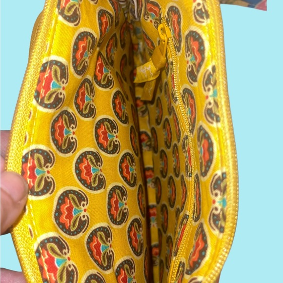 Vera Bradley Provencal Cassidy Shoulder Bag RETIRED. 22” Strap - Picture 4 of 6